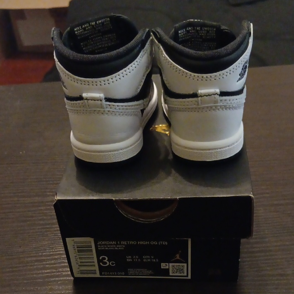Jordan 1 Retro High OG (TD) "Black and White 2.0" Kids 3c NEW W/OG BOX - Picture 5 of 10